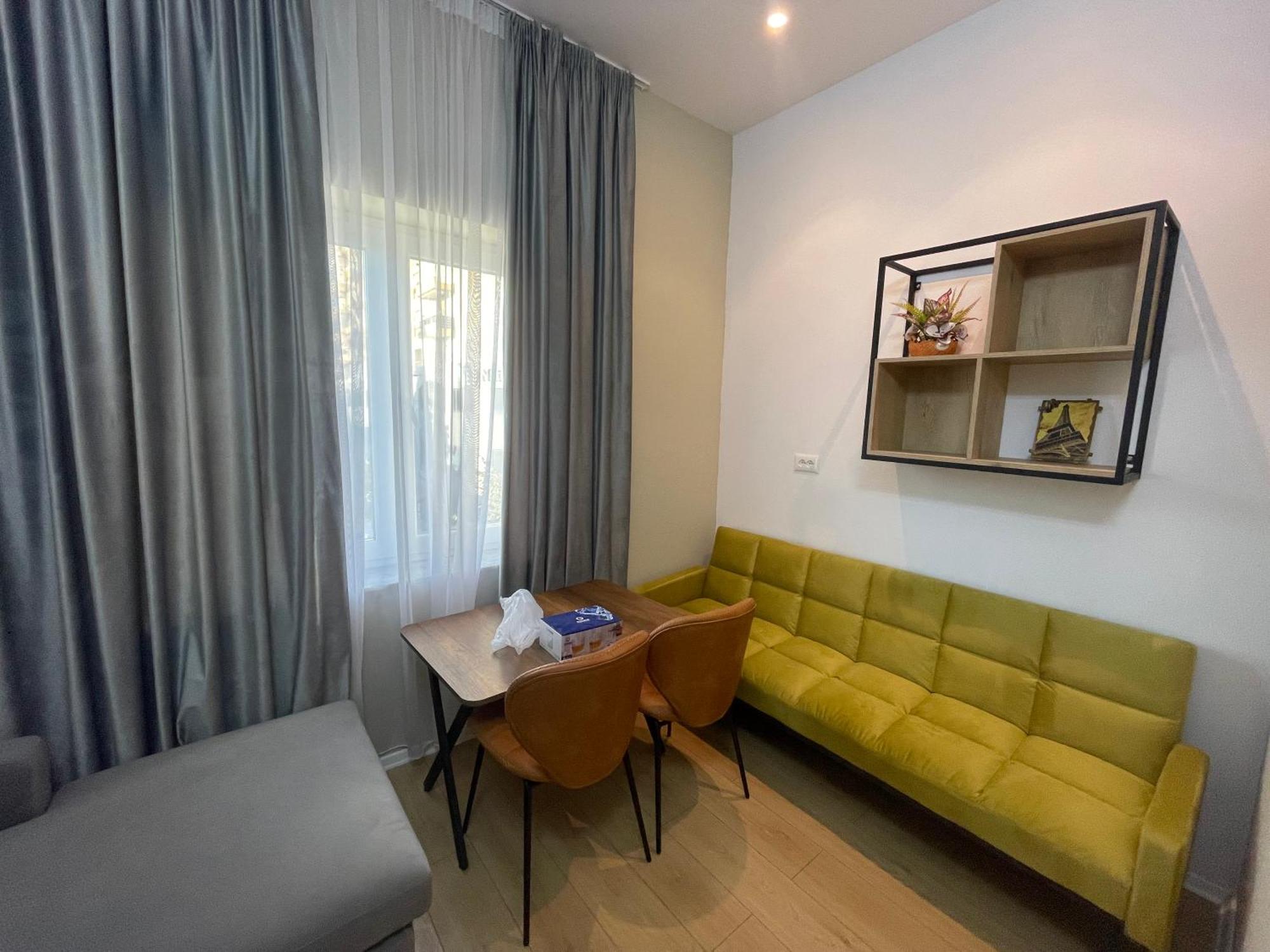 City Center Rooms And Apartments Durrës Esterno foto