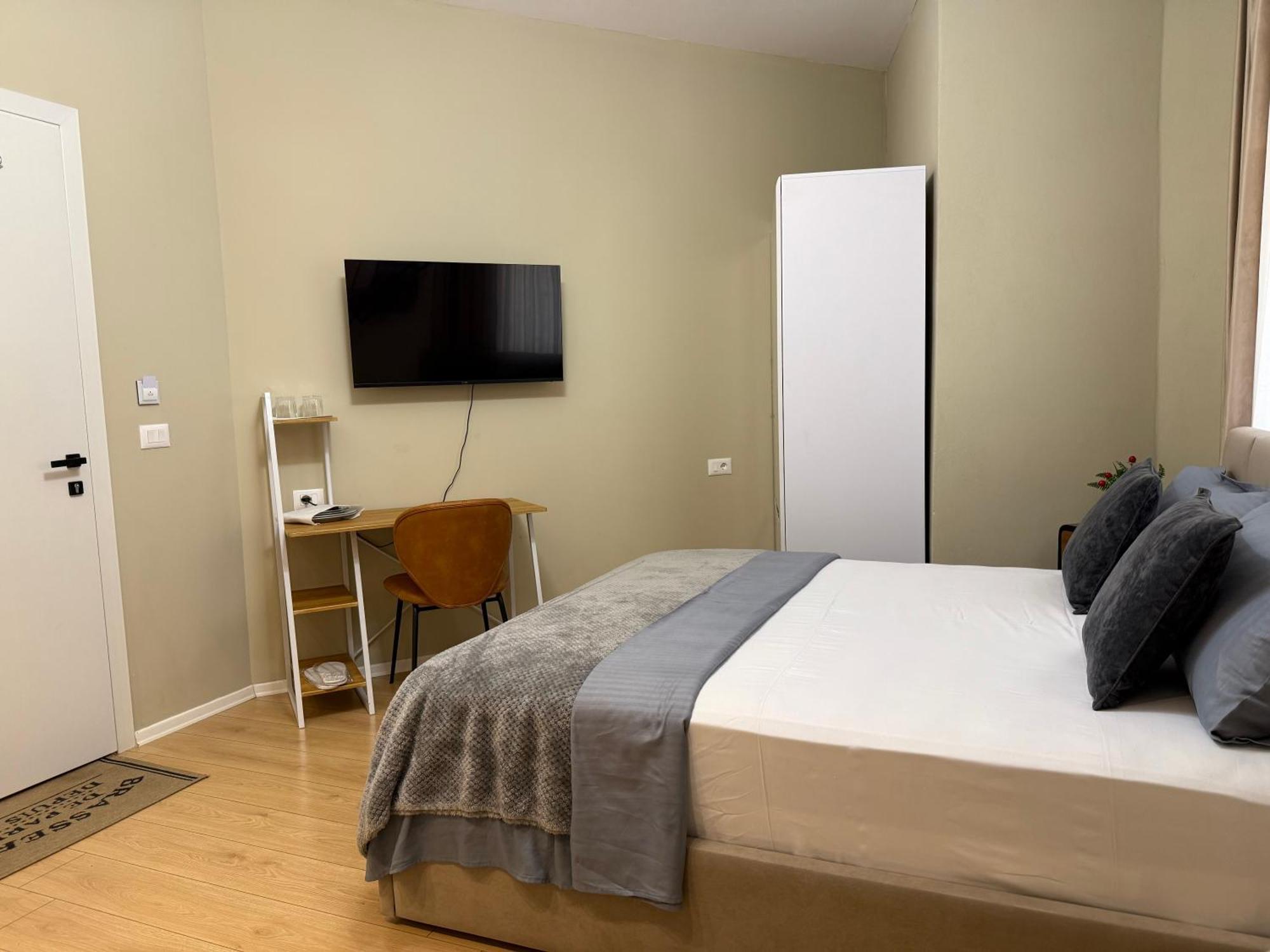 City Center Rooms And Apartments Durrës Esterno foto